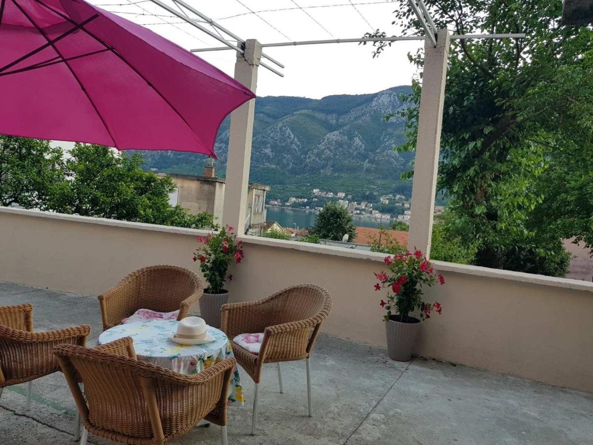 Modern Apartment Doris Kotor Ngoại thất bức ảnh