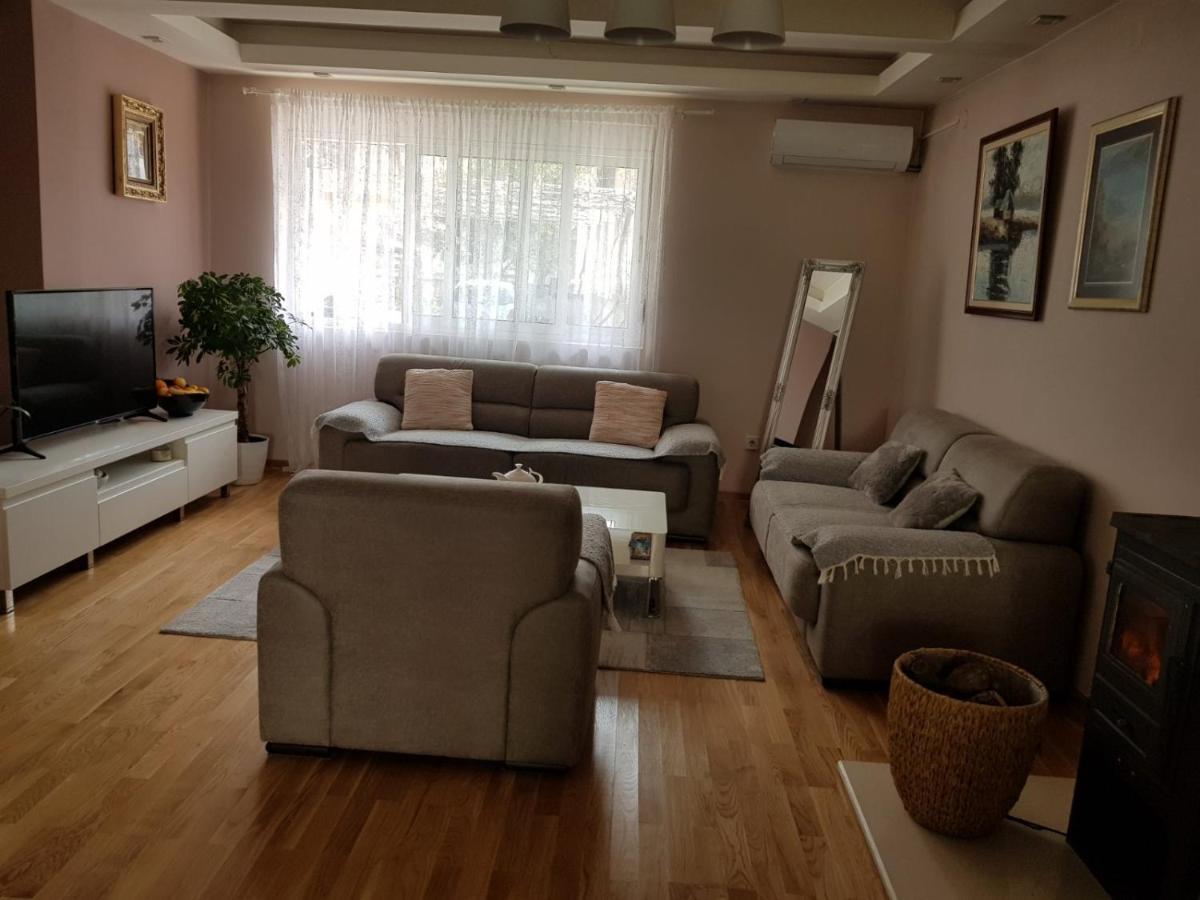 Modern Apartment Doris Kotor Ngoại thất bức ảnh