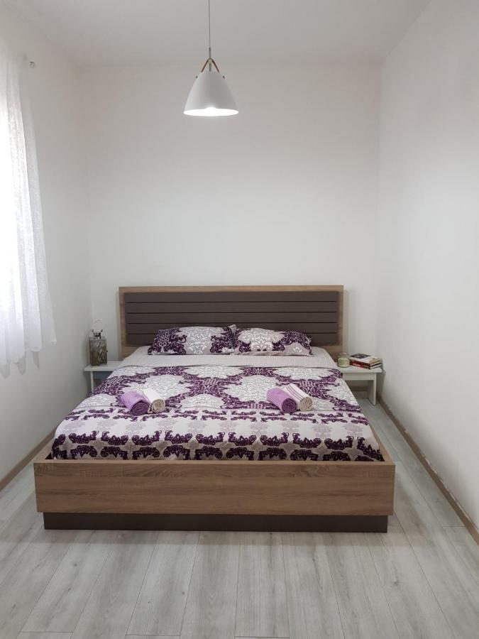 Modern Apartment Doris Kotor Ngoại thất bức ảnh
