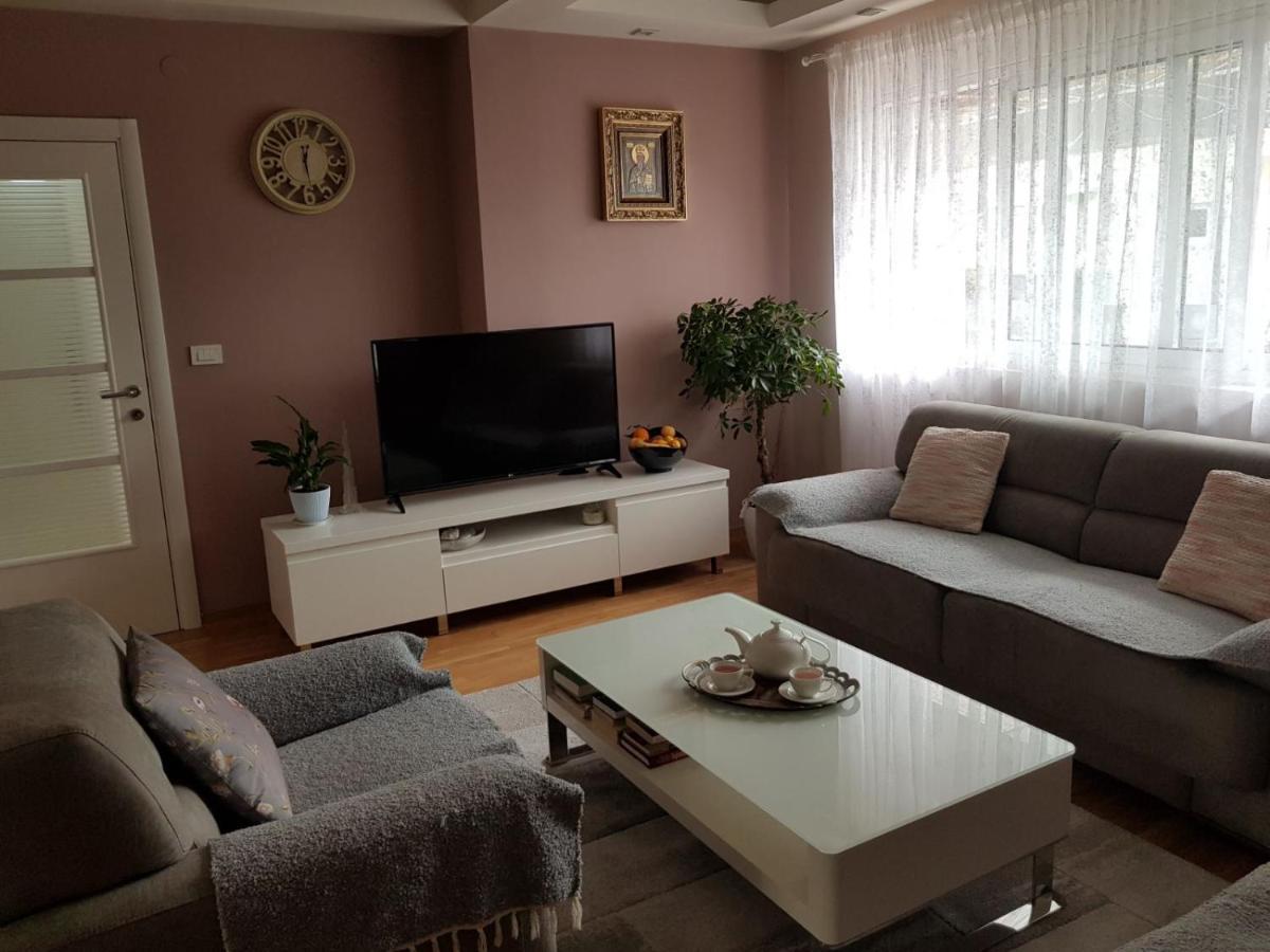 Modern Apartment Doris Kotor Ngoại thất bức ảnh